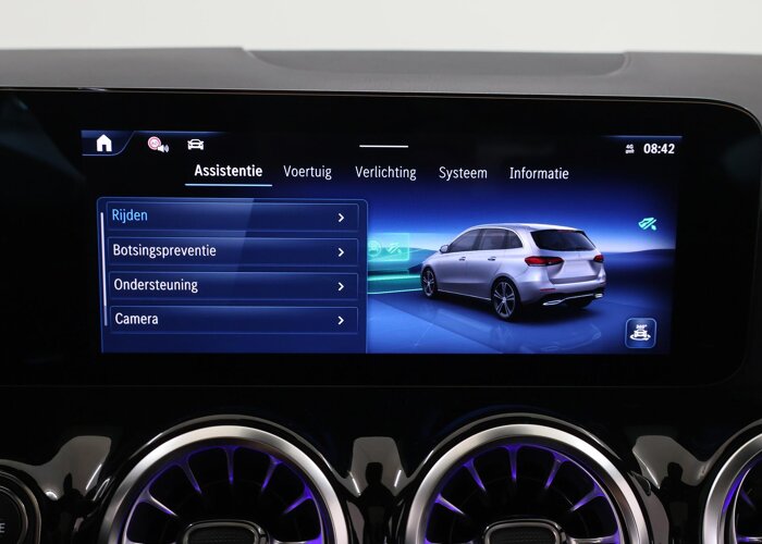 Mercedes-Benz B-Klasse 250e Business Solution AMG