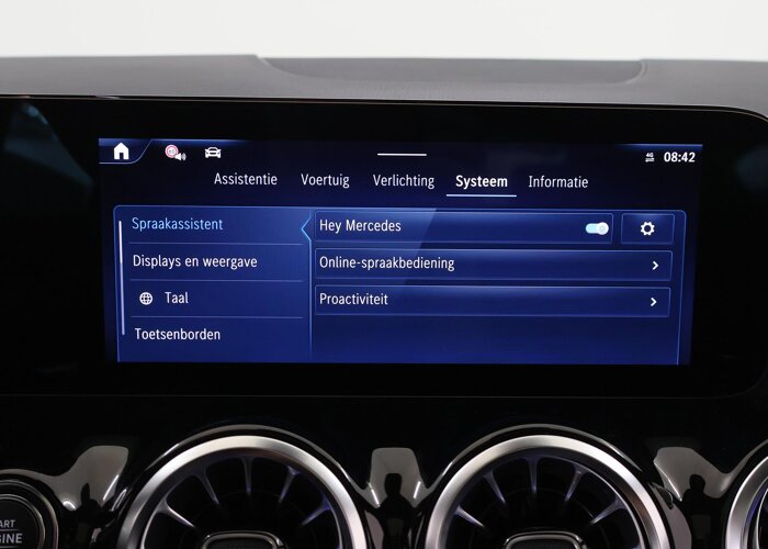 Mercedes-Benz B-Klasse 250e Business Solution AMG
