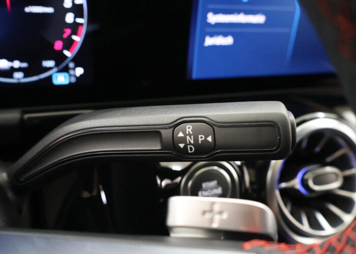 Mercedes-Benz B-Klasse 250e Business Solution AMG