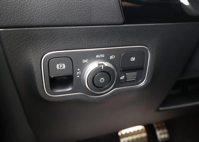 Mercedes-Benz B-Klasse 250e Business Solution AMG