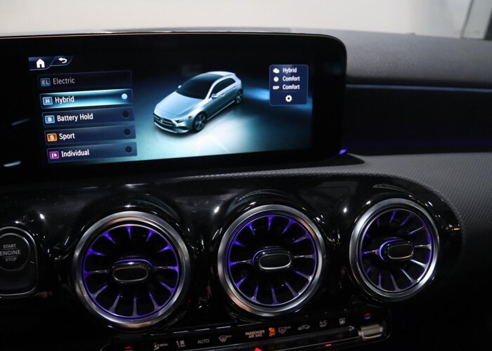 Mercedes-Benz A-Klasse 250e Business Solution AMG