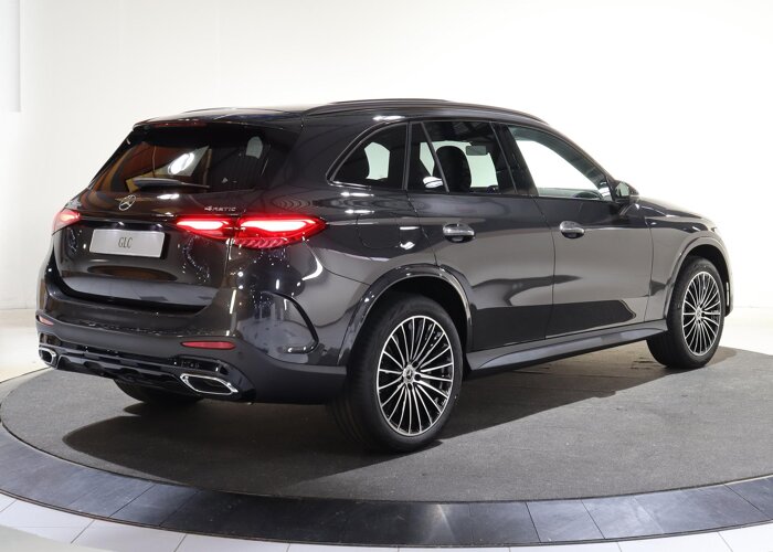 Mercedes-Benz GLC 300e 4MATIC Sport Edition