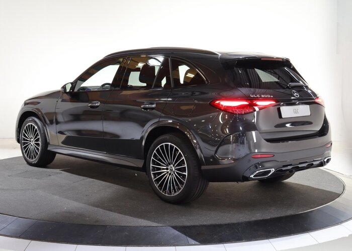 Mercedes-Benz GLC 300e 4MATIC Sport Edition