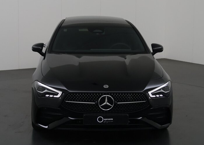 Mercedes-Benz CLA-Klasse 180 Star Edition AMG NIGHT