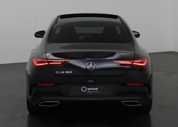 Mercedes-Benz CLA-Klasse 180 Star Edition AMG NIGHT