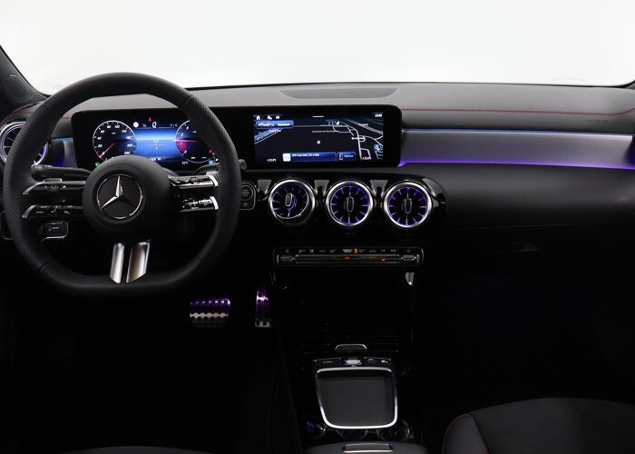Mercedes-Benz CLA-Klasse 180 Star Edition AMG NIGHT
