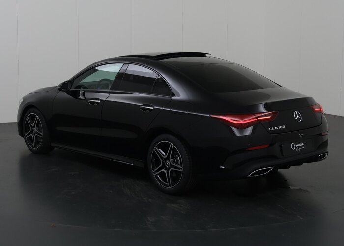 Mercedes-Benz CLA-Klasse 180 Star Edition AMG NIGHT