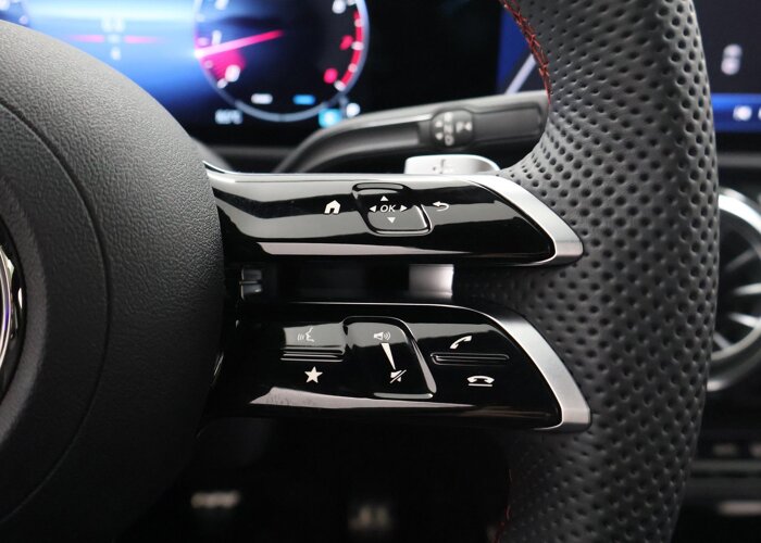 Mercedes-Benz CLA-Klasse 180 Star Edition AMG NIGHT