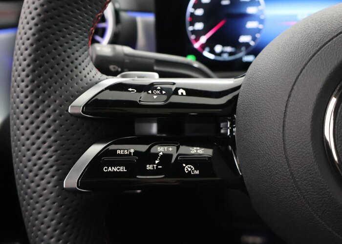 Mercedes-Benz CLA-Klasse 180 Star Edition AMG NIGHT