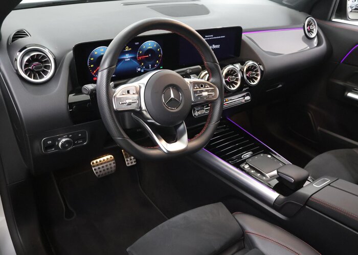 Mercedes-Benz GLA 180 Business Solution AMG