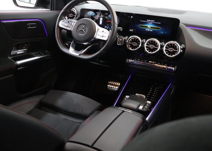 Mercedes-Benz GLA 180 Business Solution AMG
