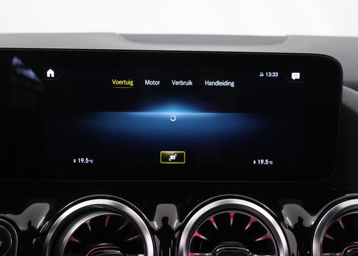 Mercedes-Benz GLA 180 Business Solution AMG