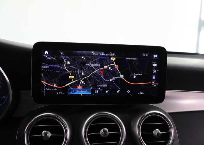 Mercedes-Benz GLC 300e 4MATIC Business Solution AMG