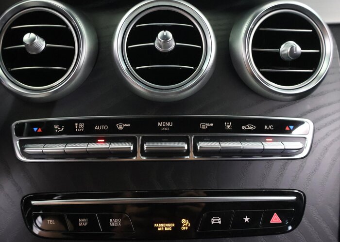 Mercedes-Benz GLC 300e 4MATIC Business Solution AMG