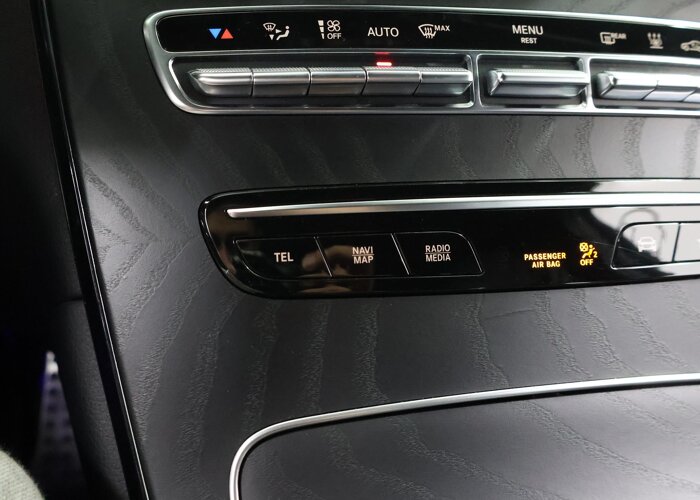 Mercedes-Benz GLC 300e 4MATIC Business Solution AMG