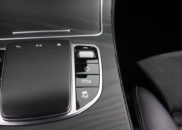 Mercedes-Benz GLC 300e 4MATIC Business Solution AMG
