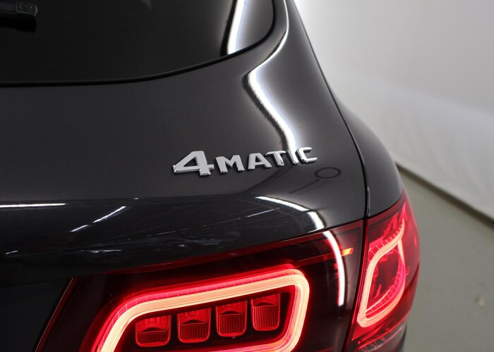 Mercedes-Benz GLC 300e 4MATIC Business Solution AMG