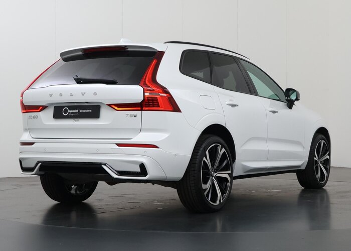 Volvo XC60 2.0 T8 Plug-in hybrid AWD Plus Dark
