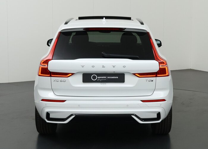 Volvo XC60 2.0 T8 Plug-in hybrid AWD Plus Dark