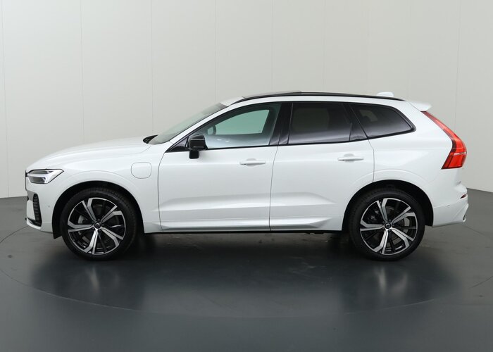 Volvo XC60 2.0 T8 Plug-in hybrid AWD Plus Dark