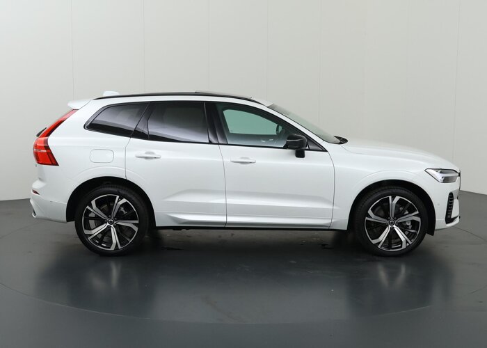 Volvo XC60 2.0 T8 Plug-in hybrid AWD Plus Dark