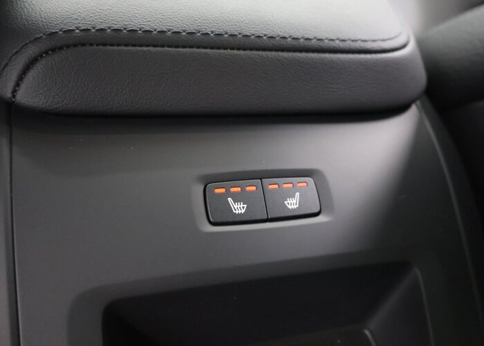 Volvo XC60 2.0 T8 Plug-in hybrid AWD Plus Dark