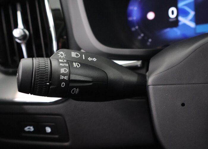 Volvo XC60 2.0 T8 Plug-in hybrid AWD Plus Dark