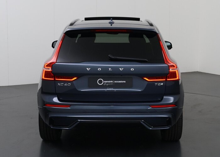 Volvo XC60 2.0 T8 Plug-in hybrid AWD Plus Dark