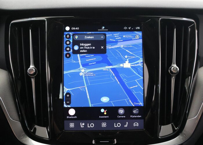 Volvo V60 2.0 T8 Plug-in hybrid AWD Plus Dark