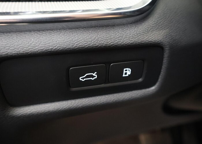 Volvo V60 2.0 T8 Plug-in hybrid AWD Plus Dark