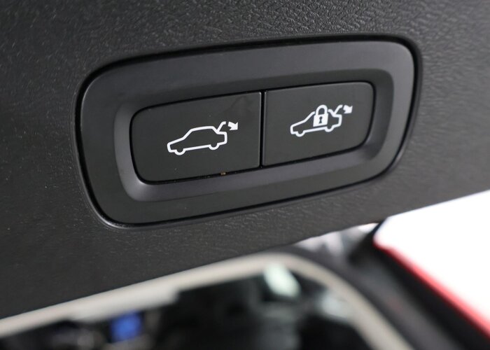 Volvo V60 2.0 T8 Plug-in hybrid AWD Plus Dark
