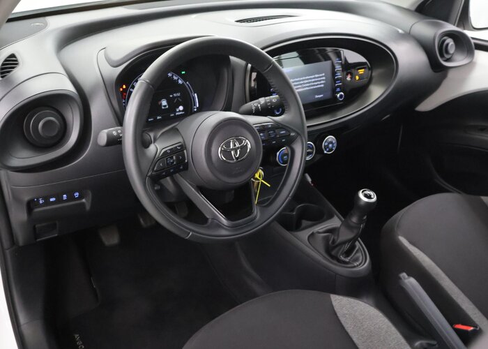 Toyota Aygo X 1.0 VVT-i MT Play