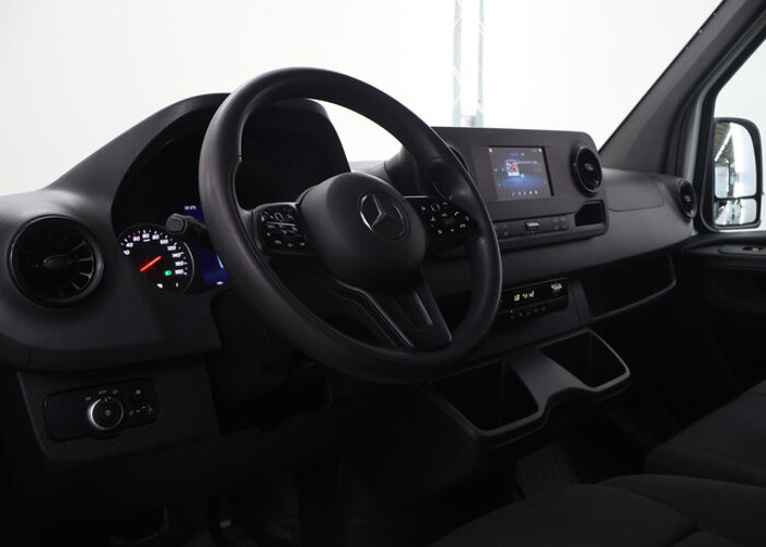 Mercedes-Benz Sprinter 317 CDI L3 H2 RWD