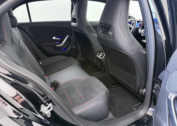 Mercedes-Benz A-Klasse 180 Business Solution AMG