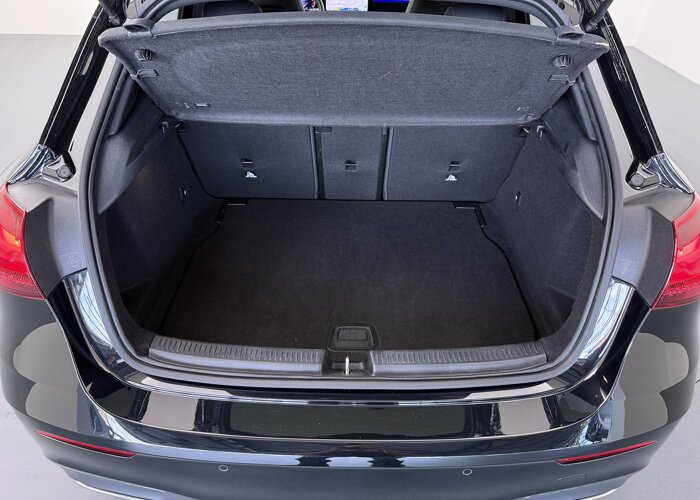 Mercedes-Benz A-Klasse 180 Business Solution AMG