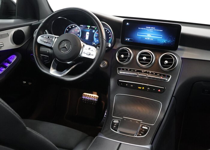 Mercedes-Benz GLC 300e 4MATIC Premium