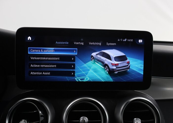 Mercedes-Benz GLC 300e 4MATIC Premium