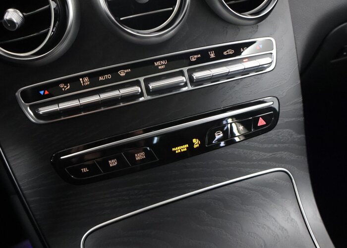 Mercedes-Benz GLC 300e 4MATIC Premium