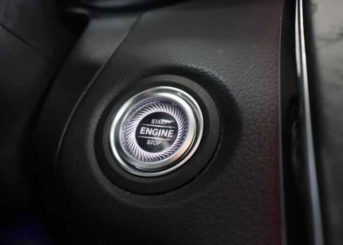 Mercedes-Benz GLC 300e 4MATIC Premium