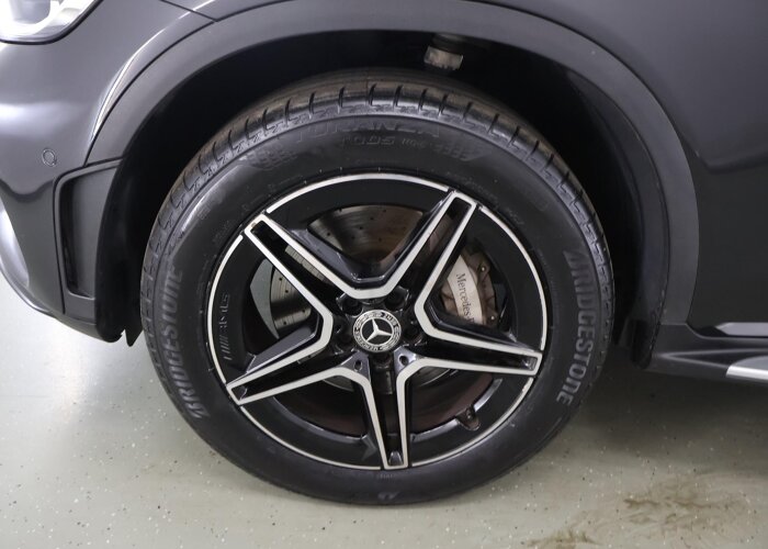 Mercedes-Benz GLC 300e 4MATIC Premium