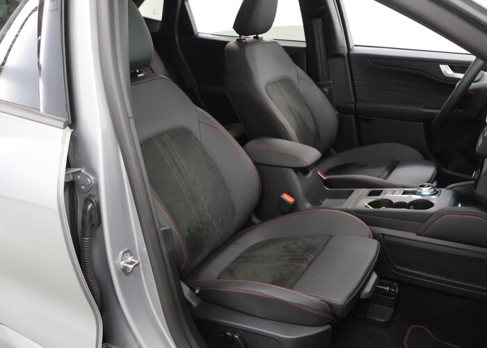 Ford Kuga 2.5 PHEV Sound Edition