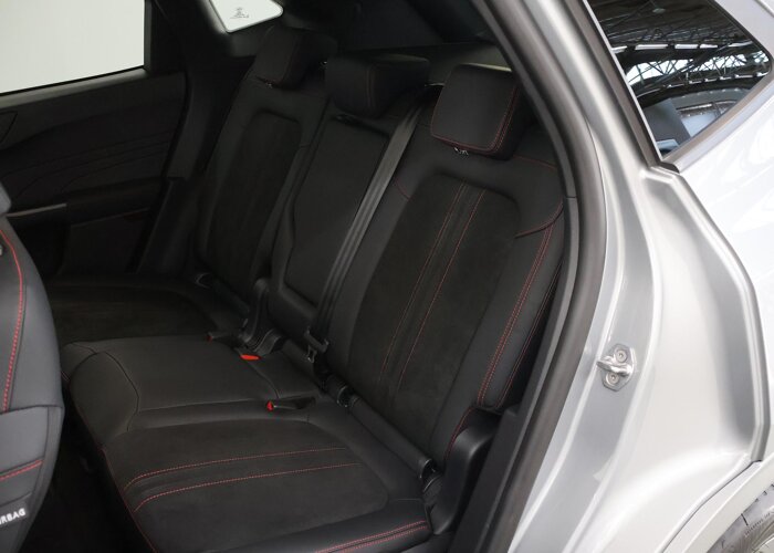 Ford Kuga 2.5 PHEV Sound Edition