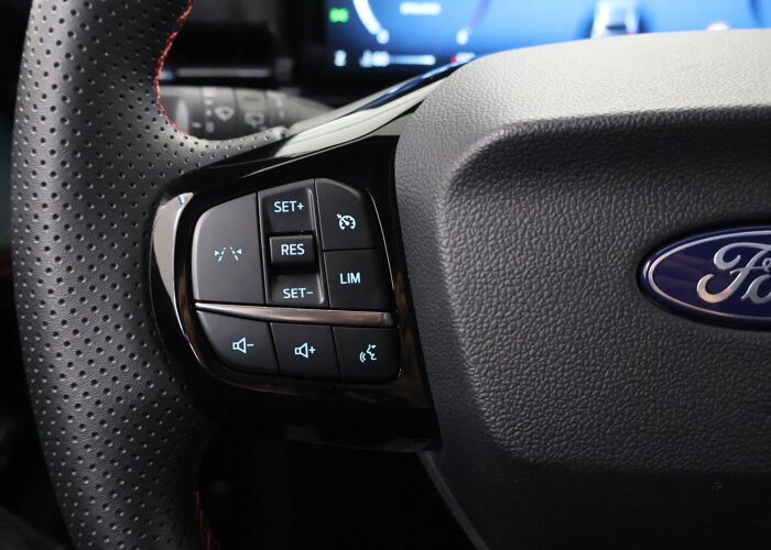 Ford Puma 1.0 EcoBoost Hybrid ST-Line X