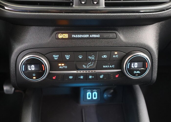 Ford Focus 1.0 EcoBoost Hybrid ST Line X Business