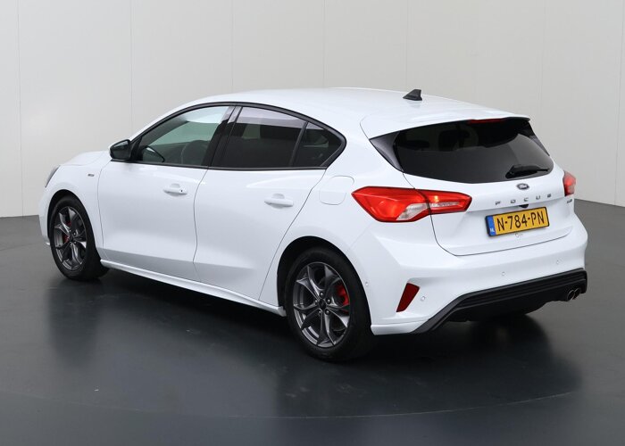Ford Focus 1.0 EcoBoost Hybrid ST Line X Business