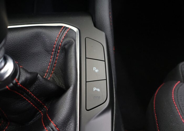 Ford Focus 1.0 EcoBoost Hybrid ST Line X Business