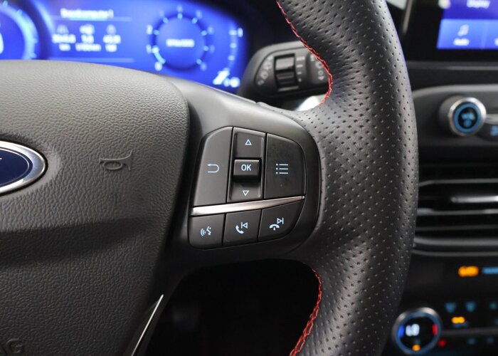 Ford Focus 1.0 EcoBoost Hybrid ST Line X Business