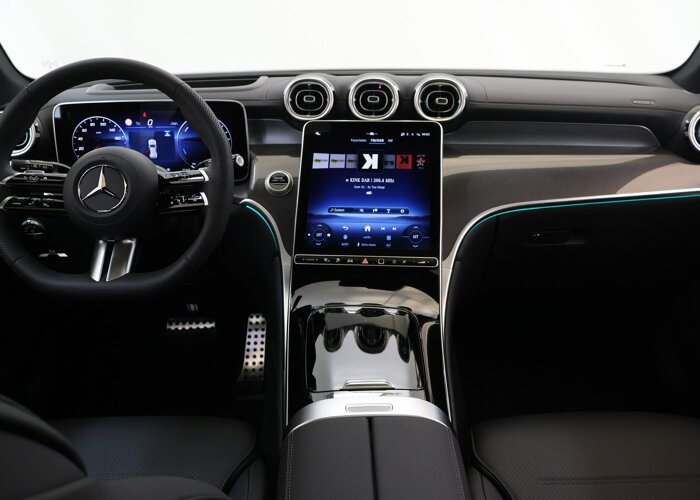 Mercedes-Benz GLC 300e 4MATIC Sport Edition