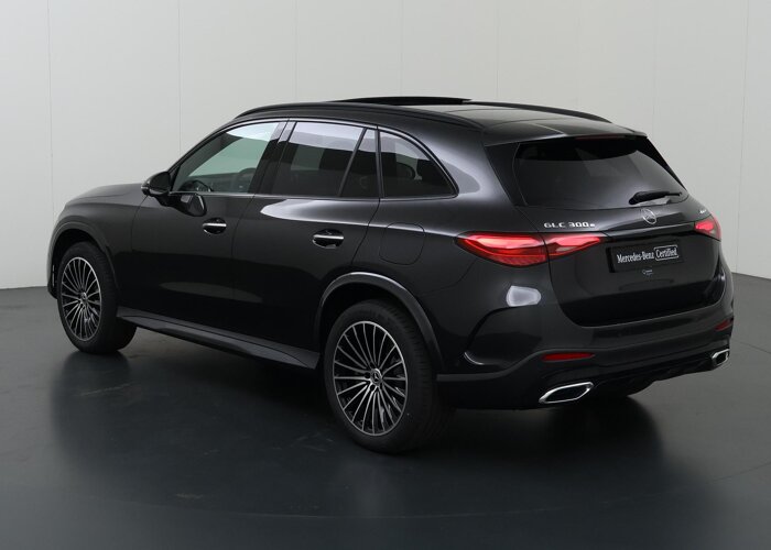 Mercedes-Benz GLC 300e 4MATIC Sport Edition