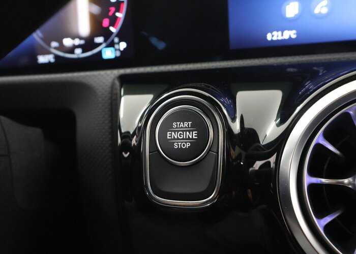 Mercedes-Benz A-Klasse 250e Business Solution AMG
